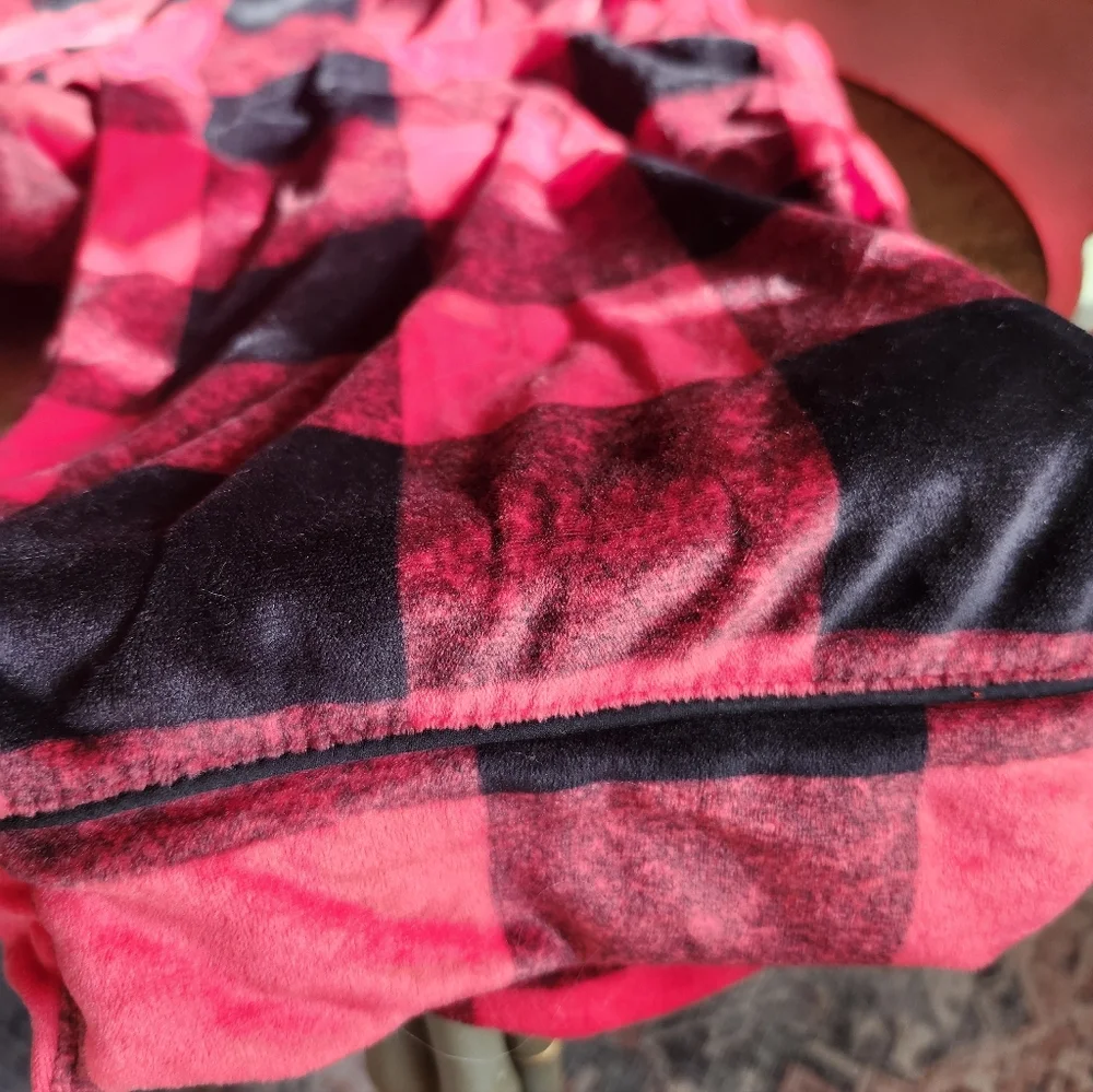 Donna Karan Red and Black Checkered Shirt - Picture 4 of 5